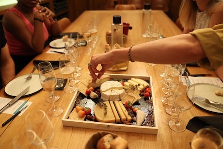 l'atelier dégustation vins et fromages Wecandoo